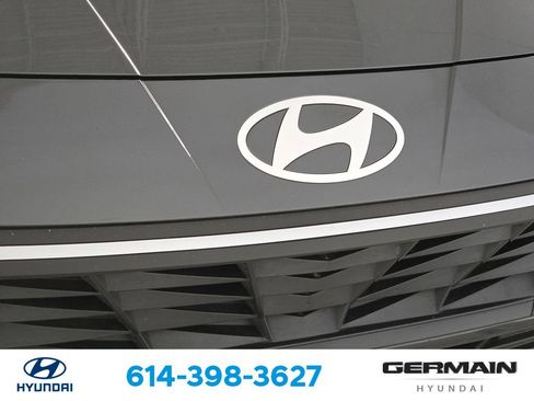 Used 2025 Hyundai Elantra SE FWD image 14