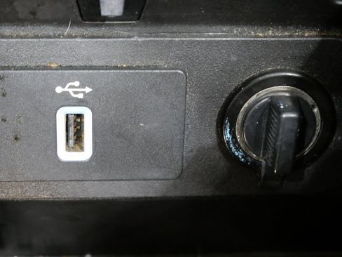 Used 2019 Ford Mustang Premium image 22