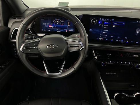 Used 2025 Chevrolet Tahoe RST image 14