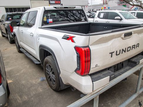 Used 2024 Toyota Tundra SR5 image 9
