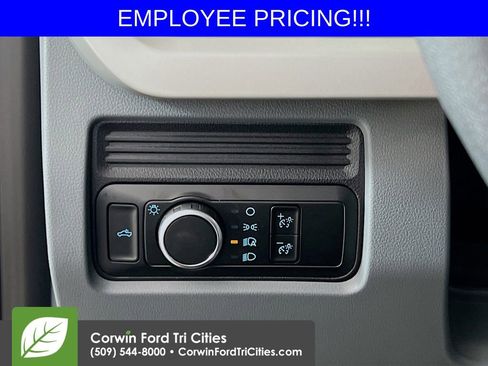New 2026 Ford F250 XL AWD/4WD image 18