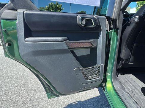 Used 2025 Ford Bronco Outer Banks AWD/4WD image 17