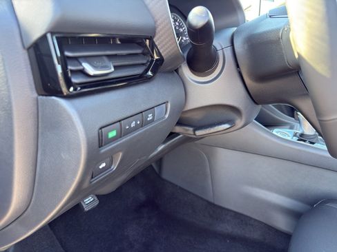 New 2025 Nissan Sentra SV image 13