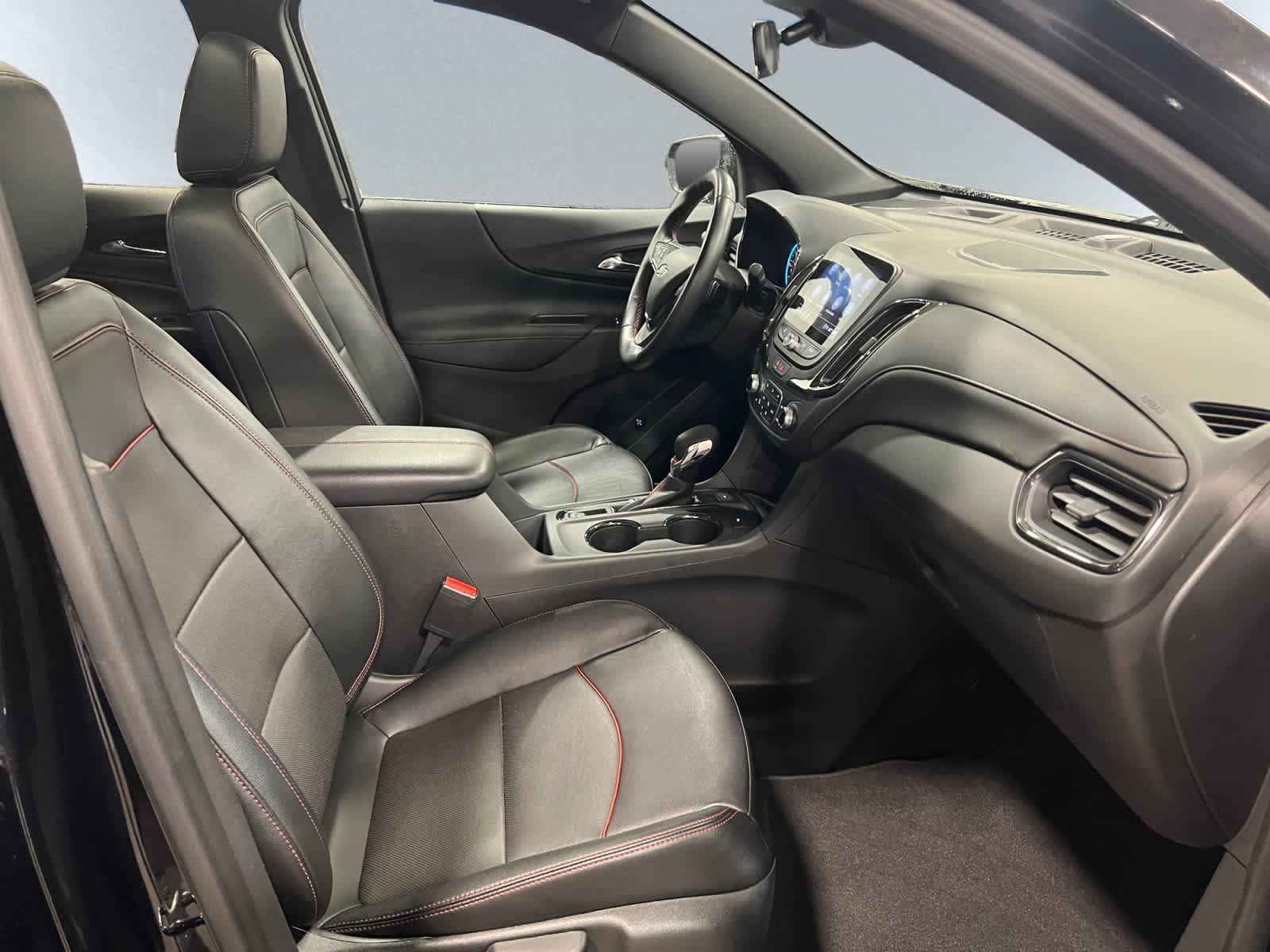 Used 2023 Chevrolet Equinox RS w/ RS Leather Package AWD/4WD image 20