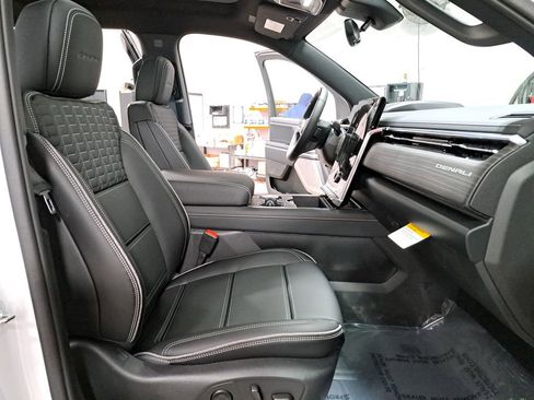 New 2025 GMC Sierra EV Denali image 10