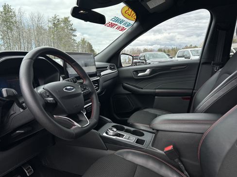 Certified 2023 Ford Escape ST-Line w/ Tech Pack #1 AWD/4WD image 13