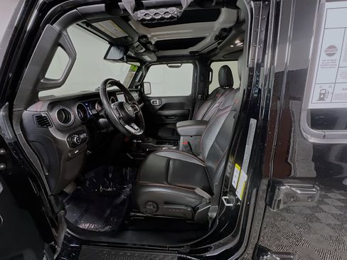 Used 2020 Jeep Gladiator Rubicon image 15