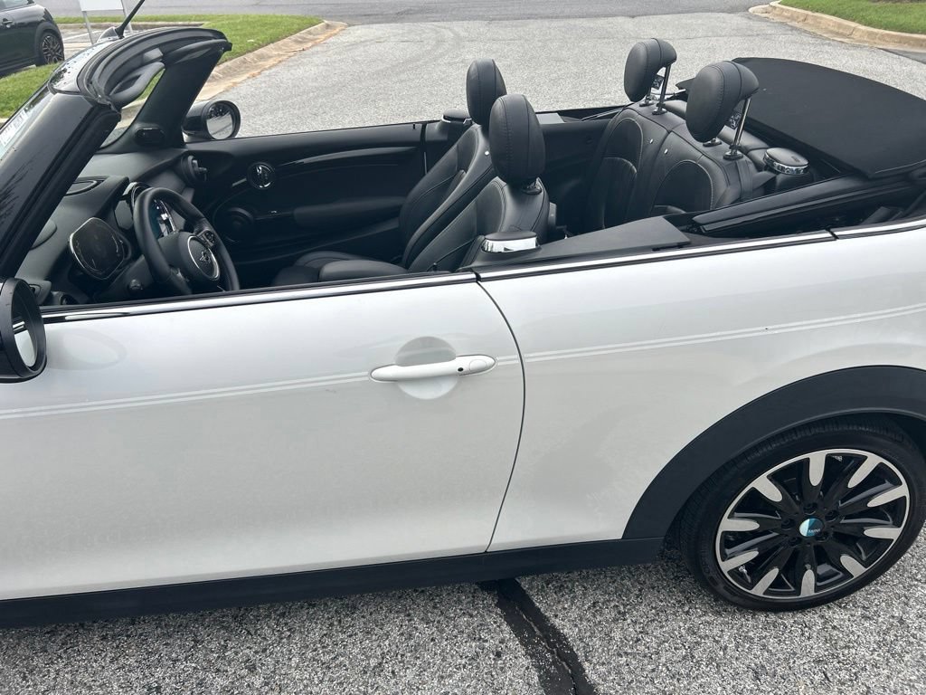 Used 2024 MINI Cooper S w/ Seaside Edition FWD image 39
