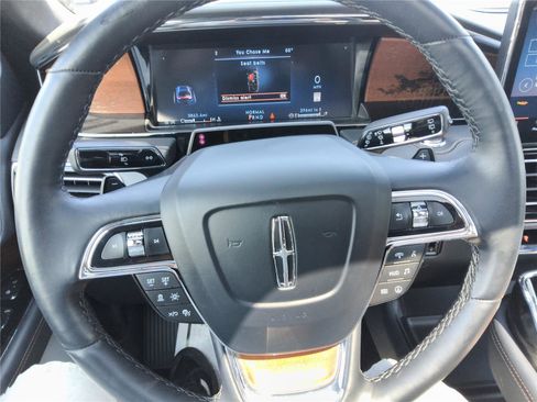 Used 2024 Lincoln Navigator Black Label AWD/4WD image 32