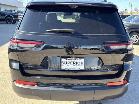 Used 2024 Jeep Grand Cherokee L Limited w/ Luxury Tech Group II image 4