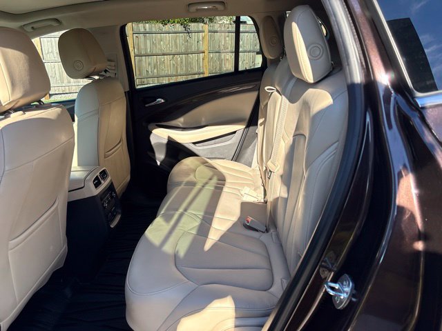 Used 2020 Buick Envision Essence AWD/4WD image 21