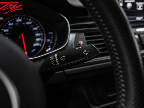 Used 2016 Audi RS 7 Prestige image 39