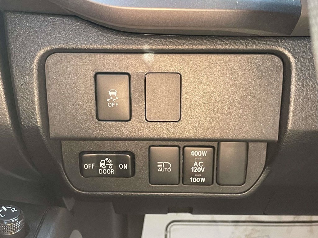 Used 2023 Toyota Tacoma TRD Sport w/ Technology Package AWD/4WD image 26
