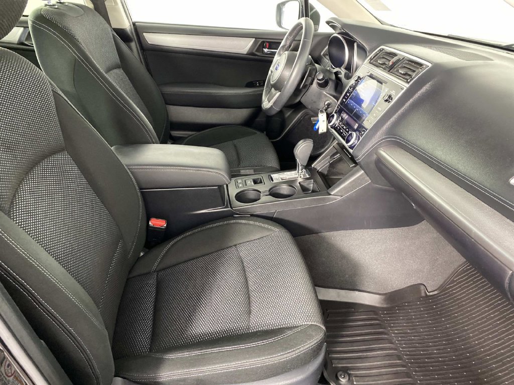 Used 2018 Subaru Outback 2.5i Premium AWD/4WD image 13