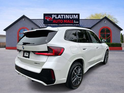 Used 2023 BMW X1 xDrive28i w/ Premium Package AWD/4WD image 3