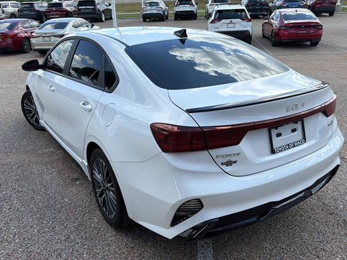 Used 2024 Kia Forte GT-Line w/ GT-Line Premium Package FWD image 5