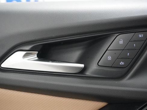 New 2026 Chevrolet Equinox ACTIV w/ Convenience Package III image 16