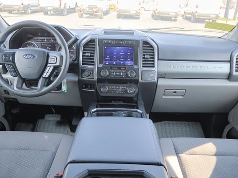 Used 2020 Ford F250 XLT w/ XLT Premium Package image 25