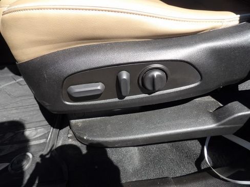 Used 2023 Chevrolet Traverse Premier w/ LPO, Floor Liner Package AWD/4WD image 26