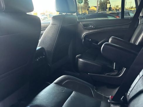 Used 2020 GMC Yukon SLT w/ Value Plus Edition image 12