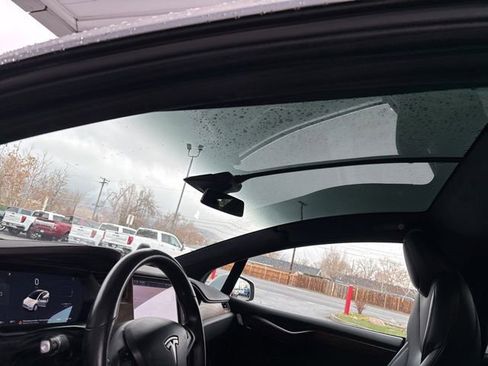 Used 2020 Tesla Model X Long Range image 21