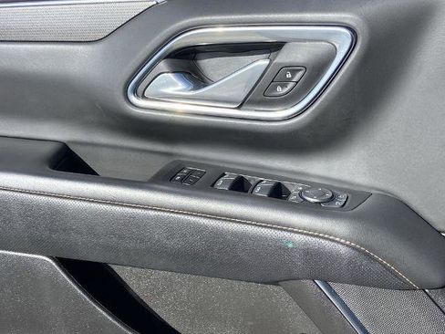 Used 2024 GMC Yukon AT4 image 20