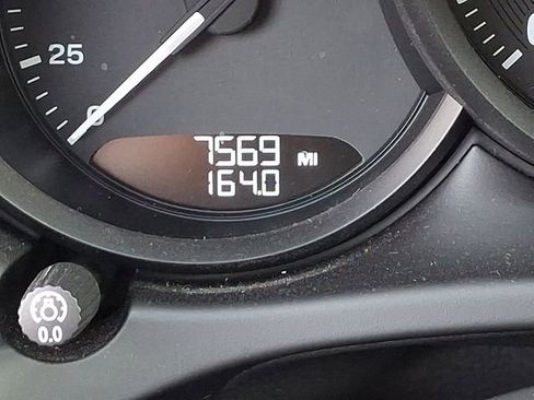 Used 2025 Porsche Macan image 26