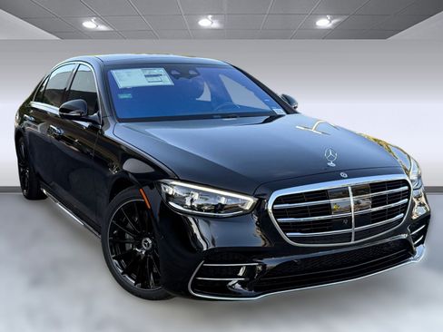 New 2026 Mercedes-Benz S 580e 4MATIC Sedan image 5