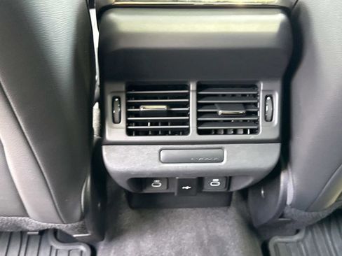 Certified 2024 Land Rover Range Rover Evoque Dynamic SE image 12