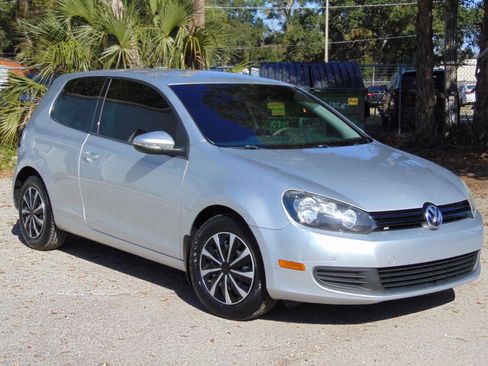 Used 2012 Volkswagen Golf 2-Door image 1