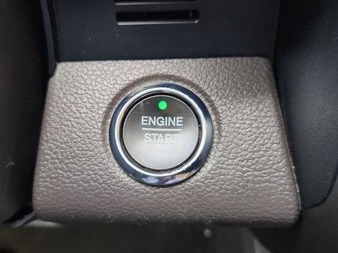 Used 2021 Ford Expedition XLT RWD image 19
