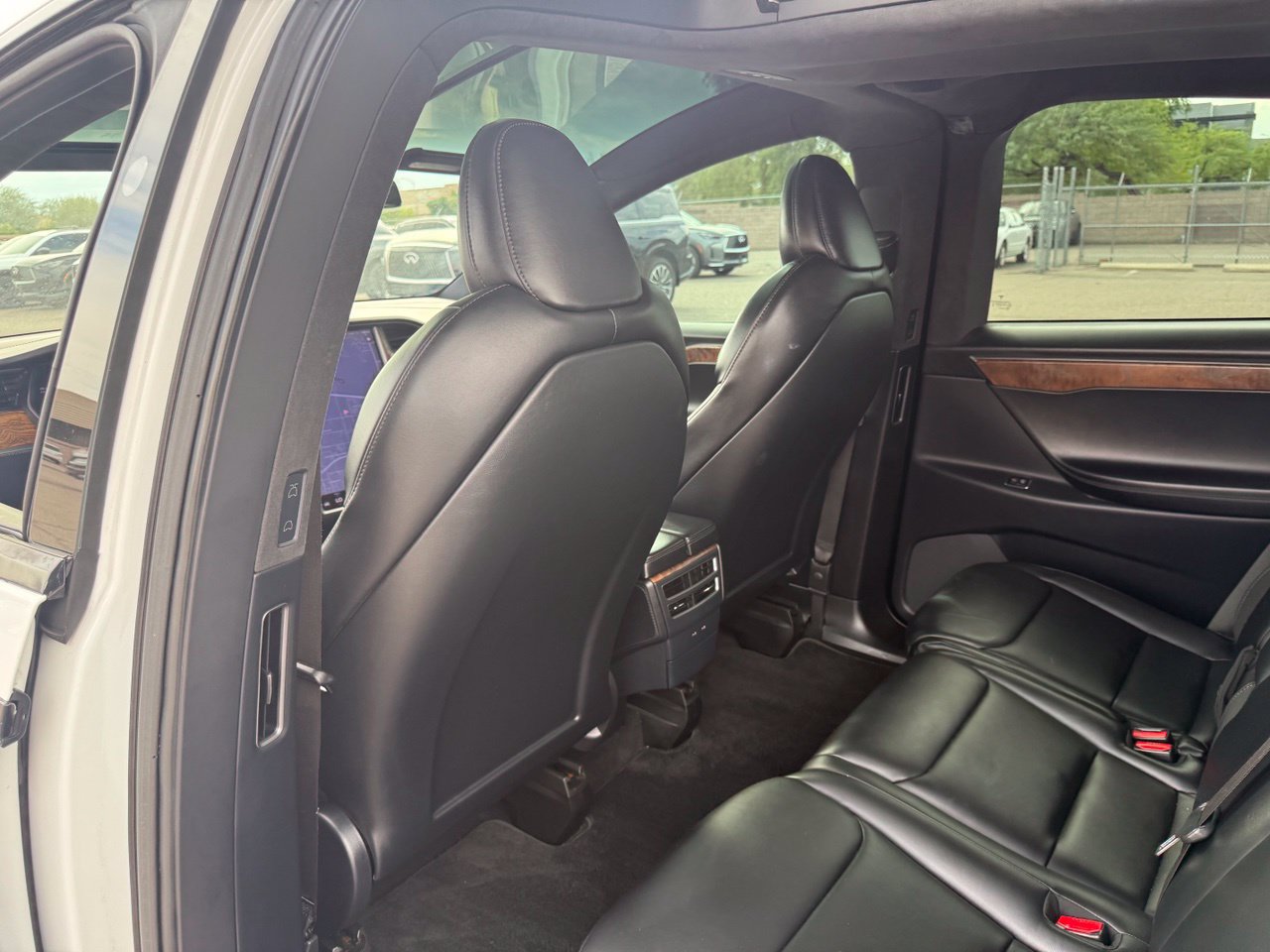 Used 2020 Tesla Model X Long Range AWD/4WD image 11