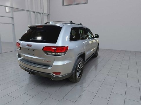 Used 2021 Jeep Grand Cherokee Trailhawk w/ Trailhawk Luxury Group AWD/4WD image 8