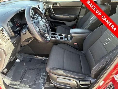 Used 2018 Kia Sportage LX image 4