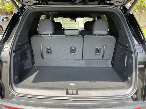 New 2026 Chevrolet Traverse LT FWD image 7