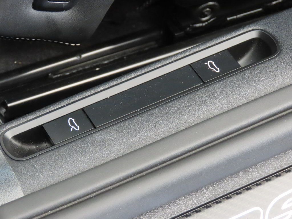 Certified 2025 Porsche 911 GT3 RS RWD image 44