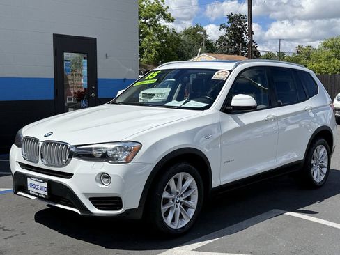 Used 2015 BMW X3 xDrive28i AWD/4WD image 3