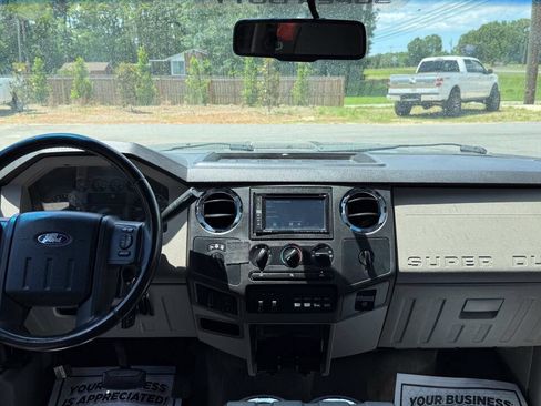 Used 2010 Ford F250 XLT AWD/4WD image 16