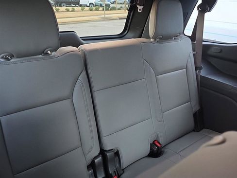 Used 2022 Chevrolet Tahoe LT w/ Luxury Package image 12