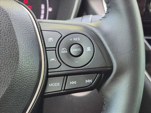 Used 2024 Toyota Corolla XLE FWD image 12