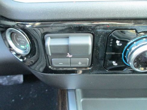 New 2026 GMC Sierra 1500 Elevation AWD/4WD image 16