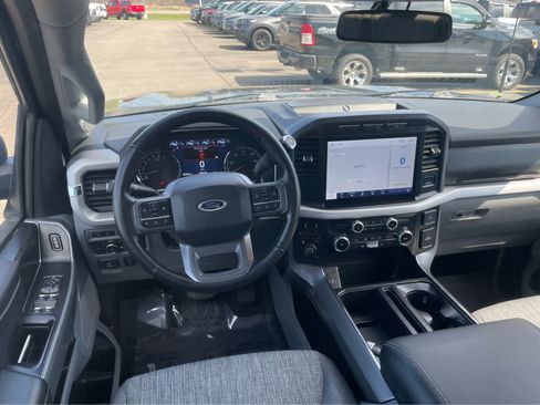 Used 2022 Ford F150 XLT w/ Equipment Group 302A High image 17