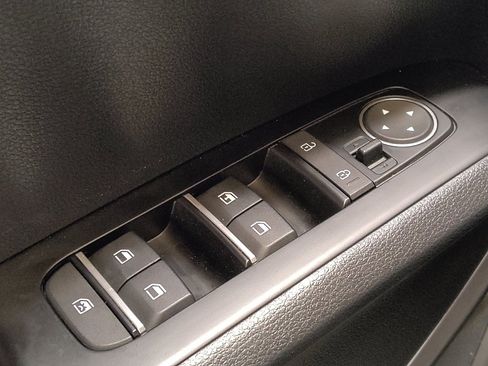 Used 2025 Kia Soul LX FWD image 27