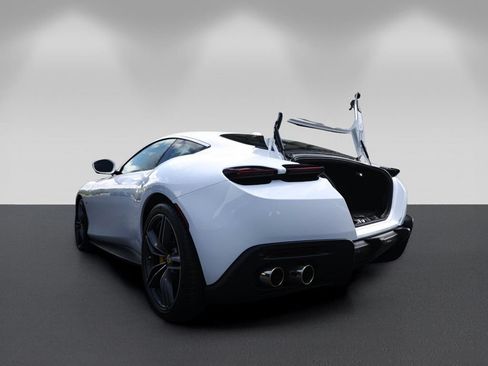 Certified 2023 Ferrari Roma RWD image 21