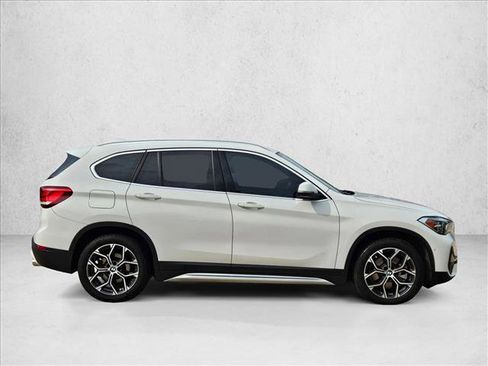 Used 2021 BMW X1 xDrive28i w/ Convenience Package image 4
