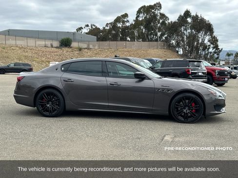 Used 2022 Maserati Quattroporte Modena RWD image 8