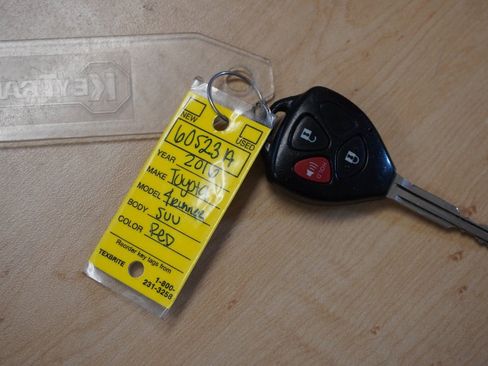 Used 2016 Toyota 4Runner SR5 Premium image 38
