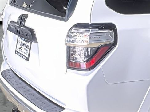 Used 2020 Toyota 4Runner TRD Off-Road Premium w/ Moonroof Package AWD/4WD image 13