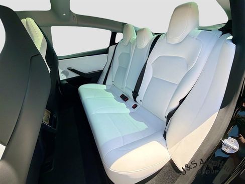 Used 2025 Tesla Model 3 Performance AWD/4WD image 28
