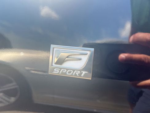 Used 2013 Lexus LS 460 w/ F-Sport Pkg RWD image 17